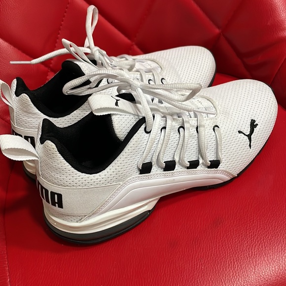 PUMA Unisex- Axelion Mesh Running Shoe Size 6C - Picture 8 of 10